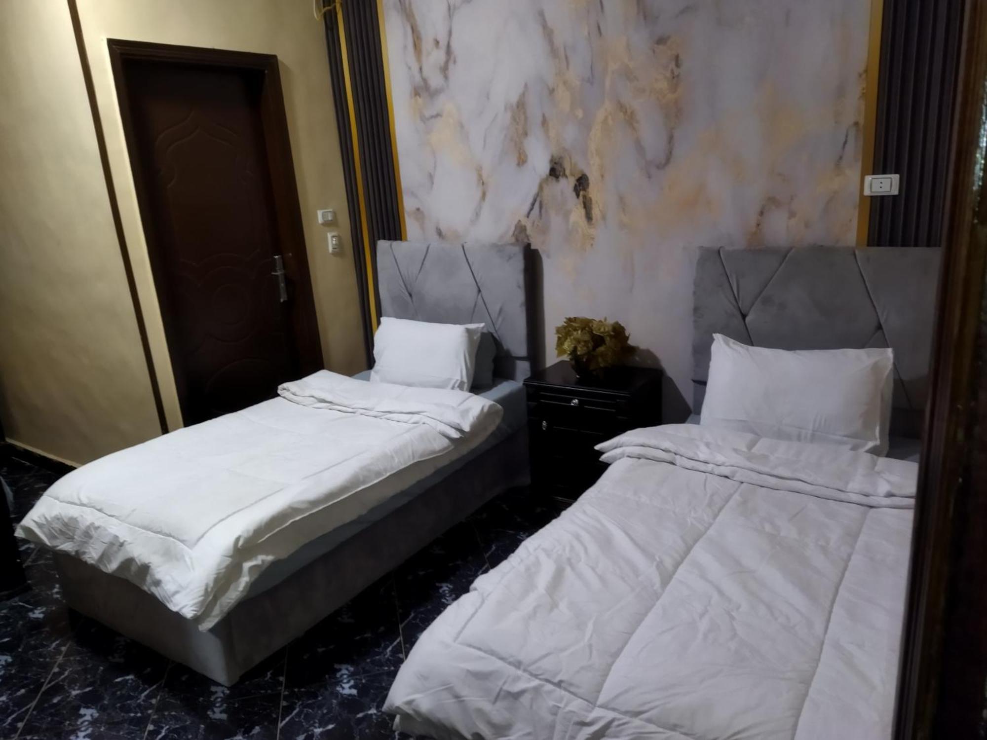 Best Four Pyramids View Kafrat al Jabal Room photo